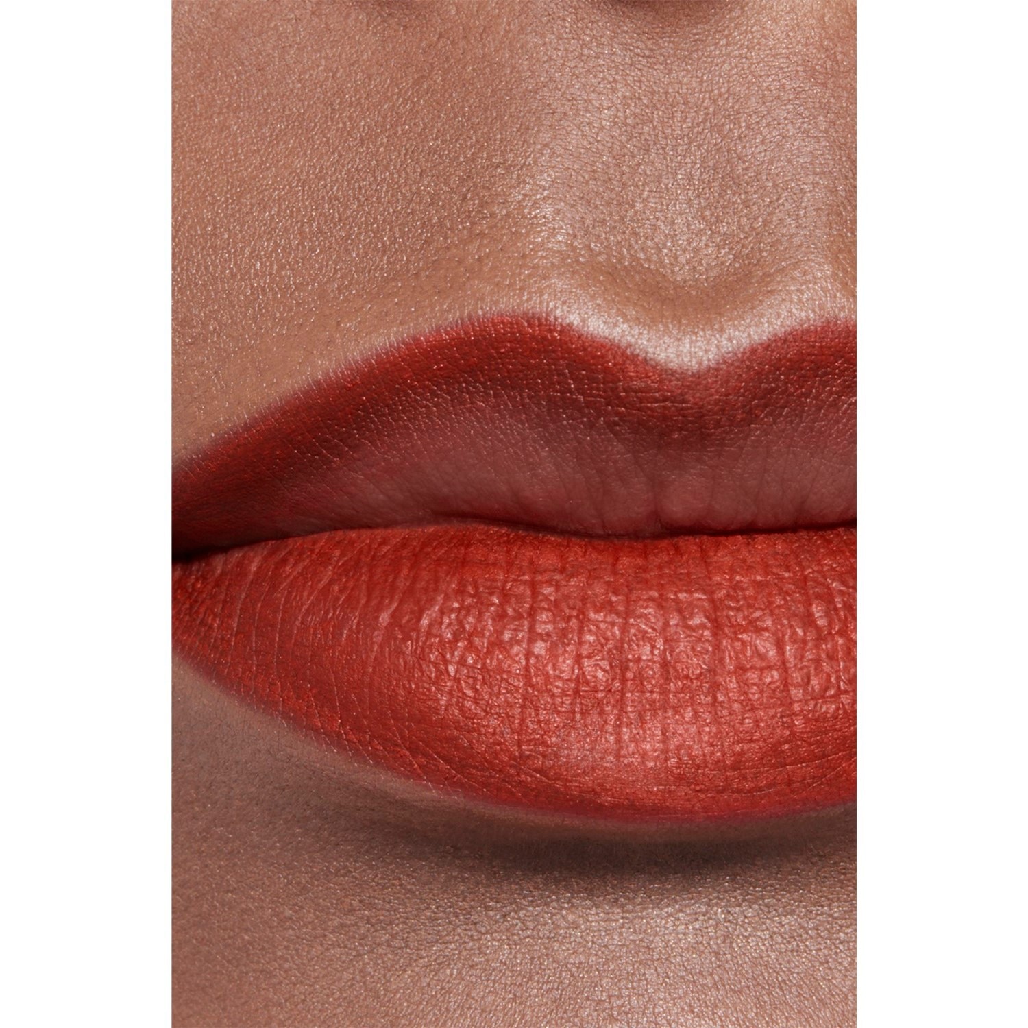 LÁPIZ CONTORNO DE LABIOS DE LARGA DURACIÓN
